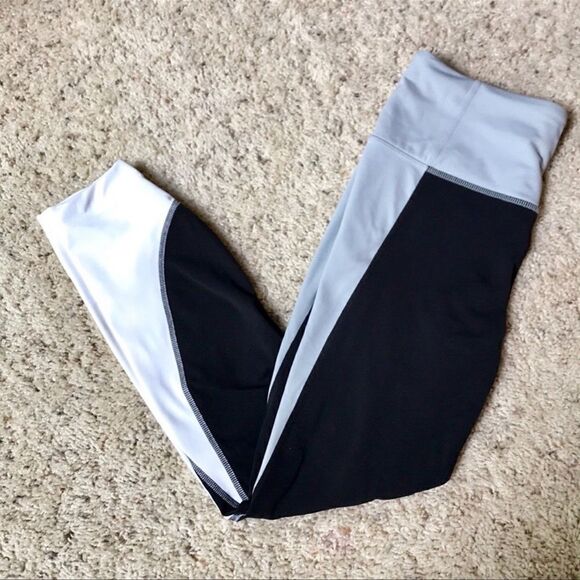 Athleta Colorblock Salutation 7/8 Ankle Tight S - Picture 4 of 7